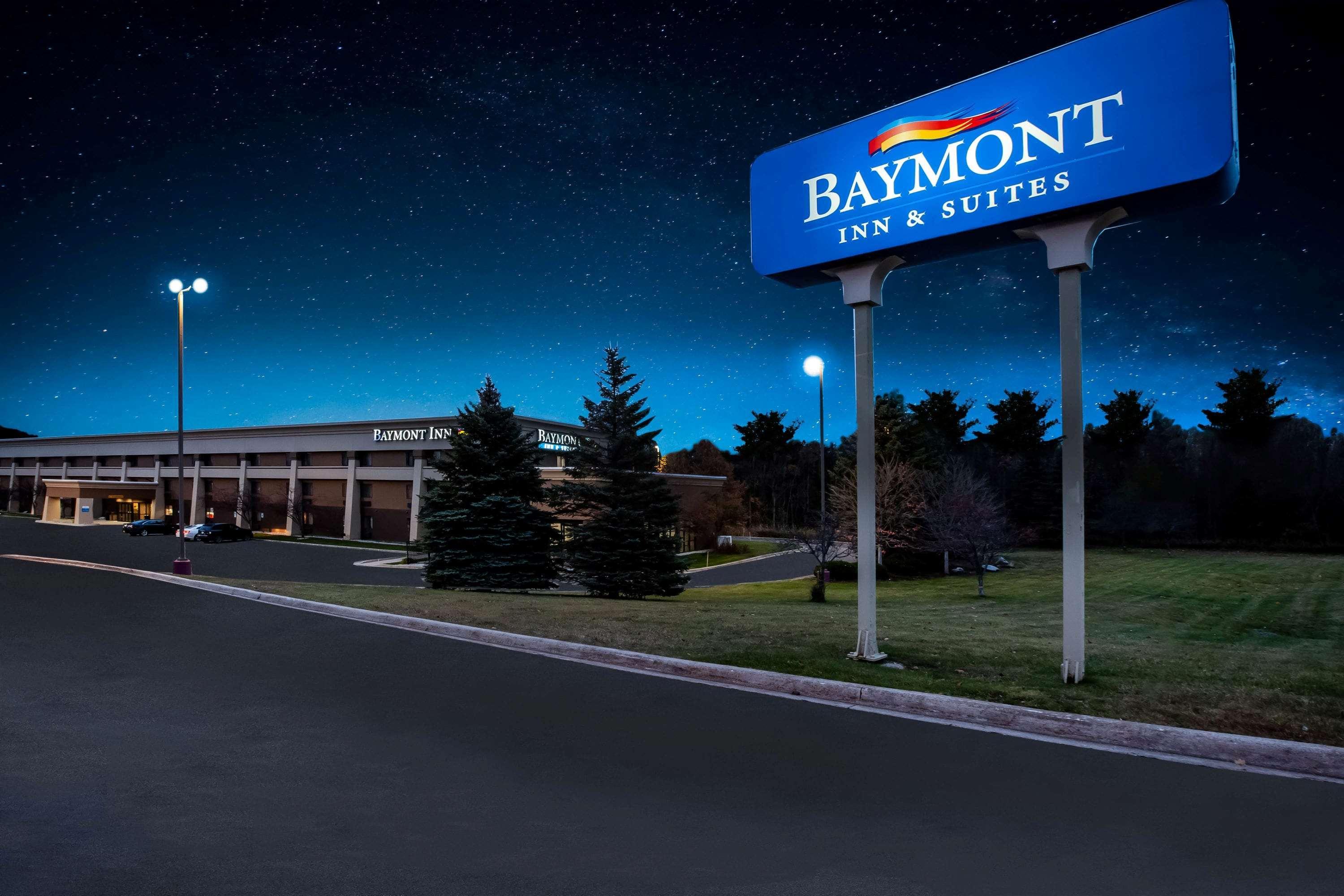 Baymont By Wyndham Traverse City Kültér fotó
